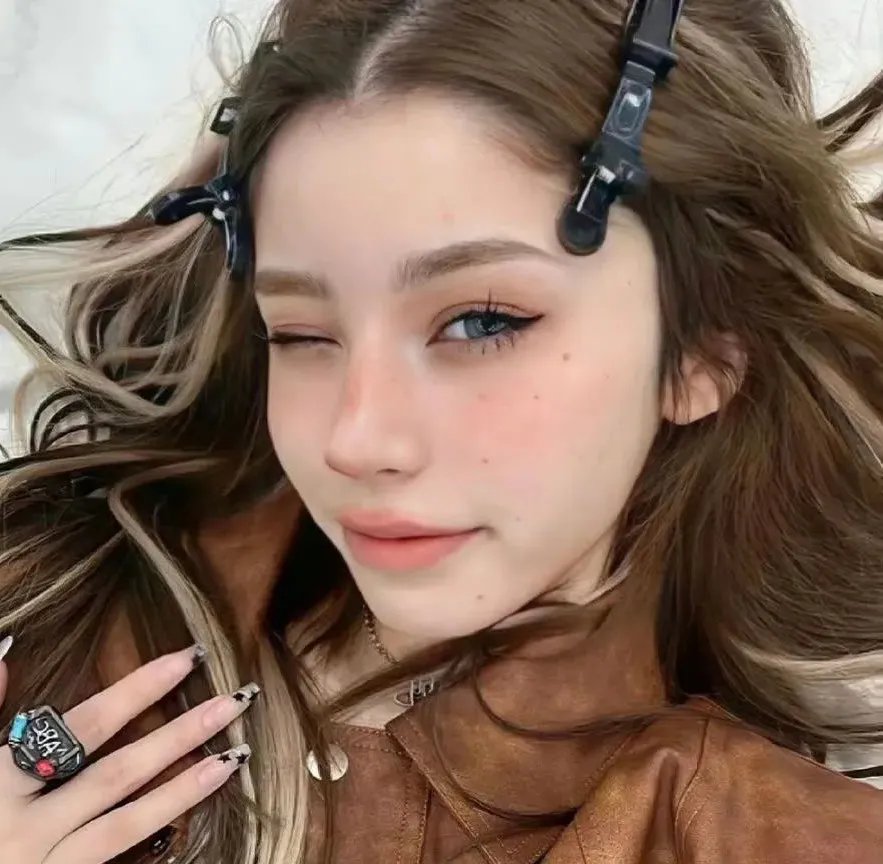 小安妮